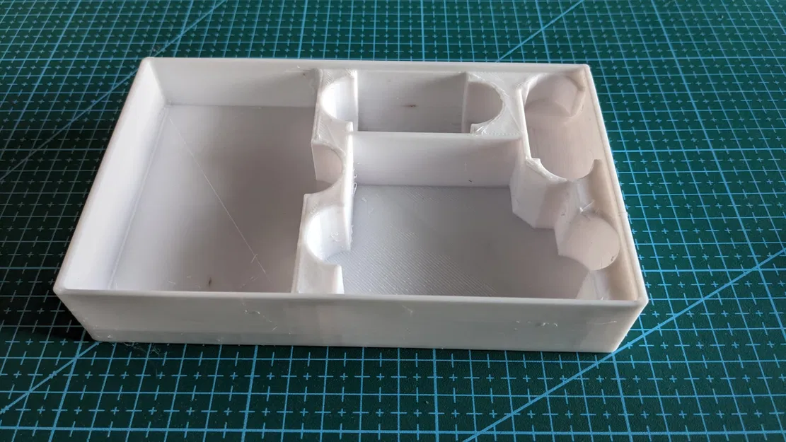 Giá đỡ cho trò chơi Berserkers của Alone Editions - Image 1