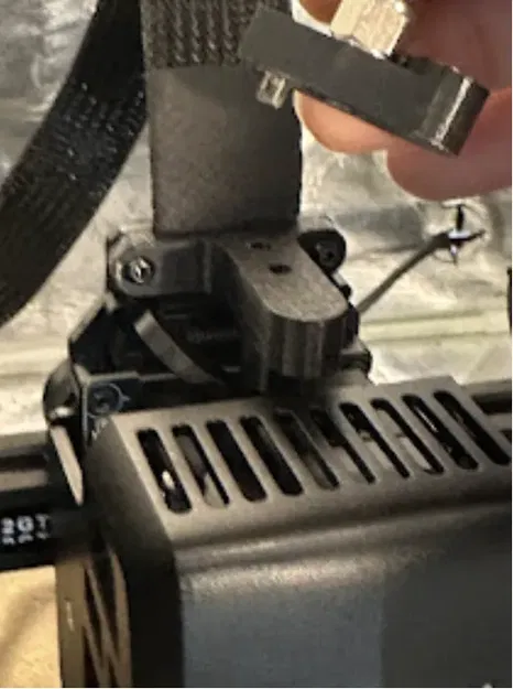 Bộ chuyển đổi Bowden từ tính ngược cho Ender 3 V3 SE - Image 1