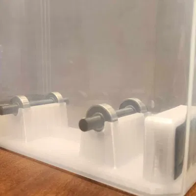 Bình chứa ngũ cốc Plastic House với giá đỡ cuộn tích hợp