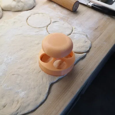 Vykrajovač tròn 8 cm cho bánh và đồ ăn vặt