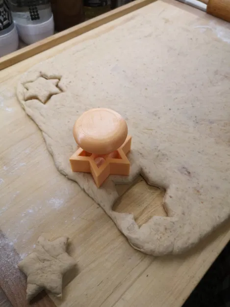 Vykrajovač bánh quy hình ngôi sao đường kính 8 cm - Image 1