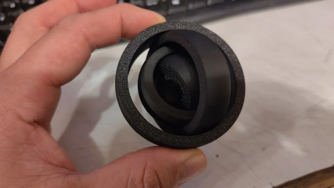 Đồ chơi xoay không ma sát hình vòng tròn thú vị - Image 1