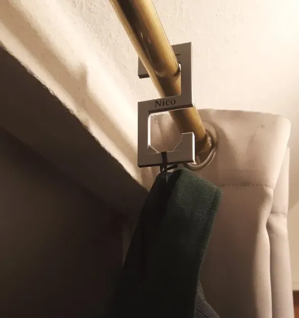 Móc treo quần áo cho áo khoác nhẹ - Image 1