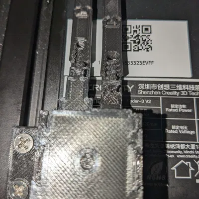 Công tắc ON OFF phía trước cho máy in Ender 3 v2