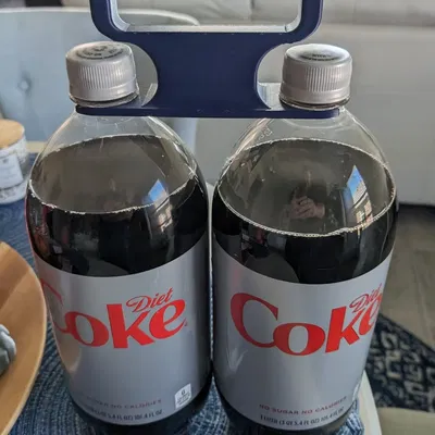 Giá đỡ chai nước ngọt 3 lít tại Texas