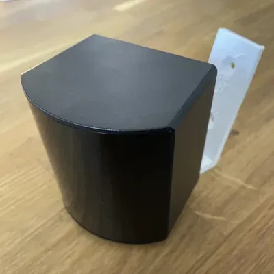 Giá đỡ tường cho trạm cơ sở Valve Index