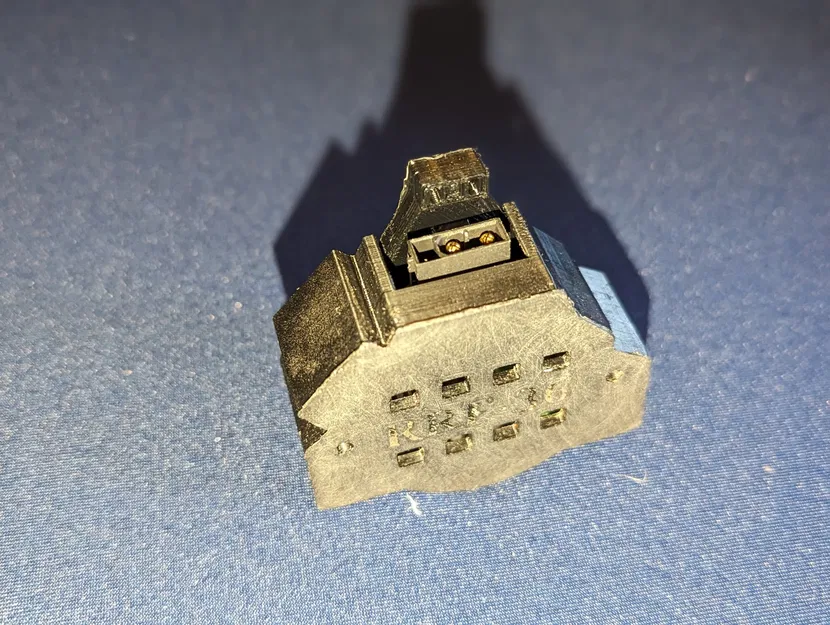 Vỏ và giá đỡ cho bảng công cụ Fly RRF-36 - Image 1