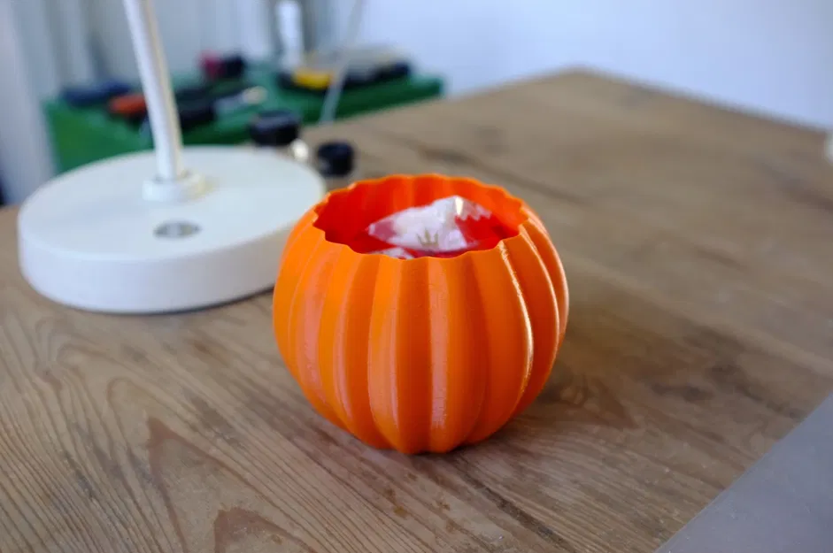 Bình bí ngô nhiều kích thước trang trí Halloween - Image 1