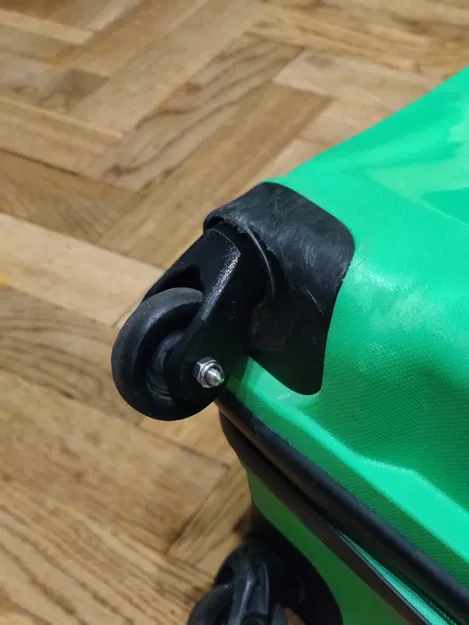 Thay thế giá đỡ bánh xe cho vali American Tourister Bon Air - Image 1