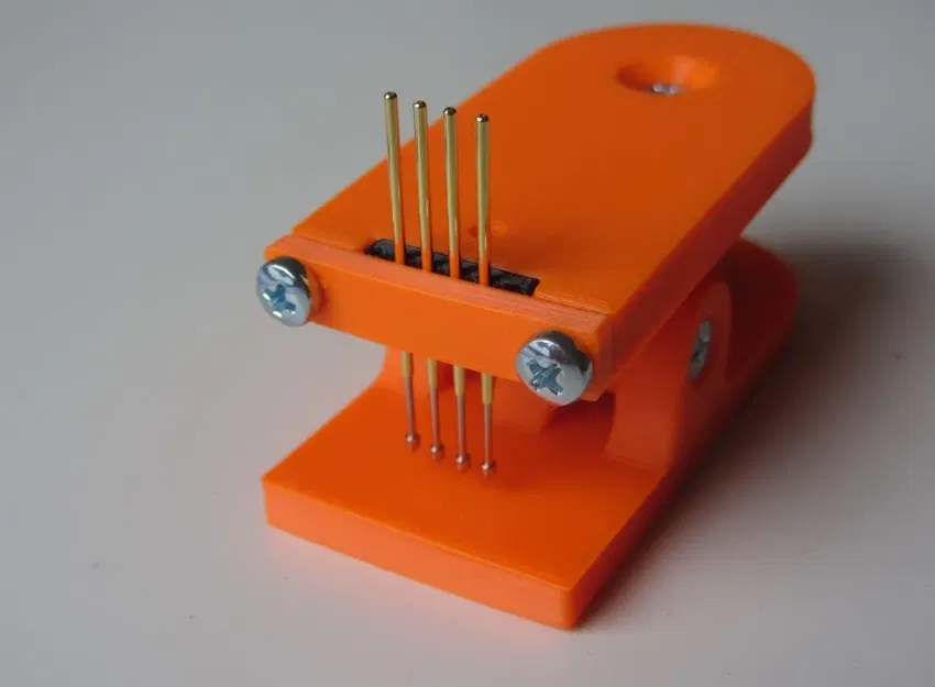 Khối kẹp chân pogo cho bộ chuyển đổi Flash - Image 1