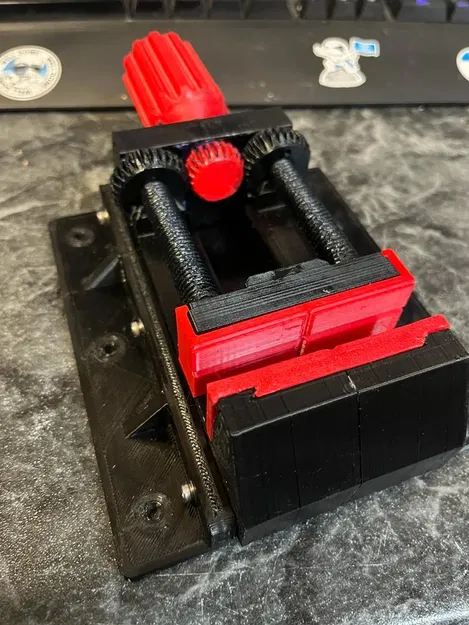 Đế gắn kẹp bàn cho máy in 3D - Image 2