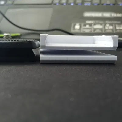 Giá đỡ mũ bóng chày cho mọi loại camera