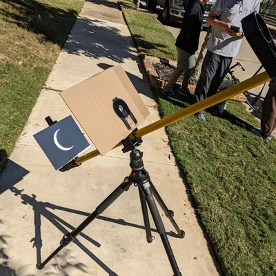 Máy quan sát mặt trời an toàn với hình ảnh lớn