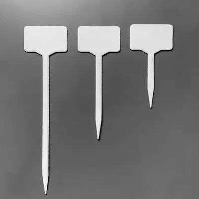 Nhãn cây vườn giúp nhận diện và chăm sóc thực vật