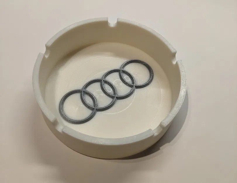 Gạt tàn thuốc lá với logo Audi 3D - Image 2