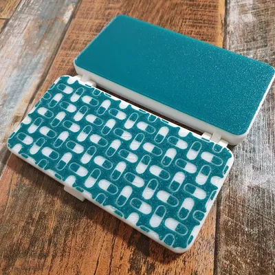 Hộp thuốc hàng tuần nhỏ gọn cho mẹo thay đổi filament