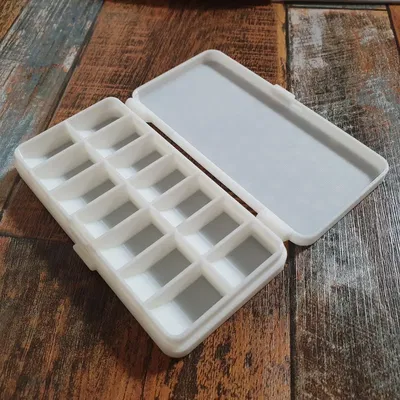 Hộp thuốc hàng tuần nhỏ gọn cho mẹo thay đổi filament