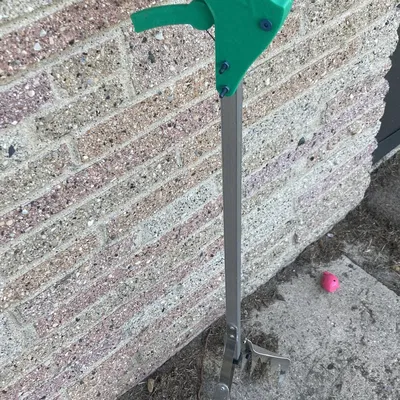 Tay cầm thay thế cho máy hốt phân Diamond Trigger