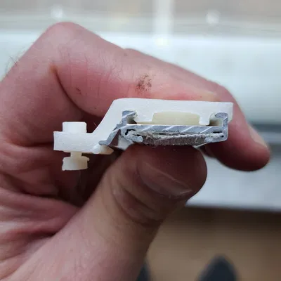 Giá đỡ thay thế cho thanh rèm cửa