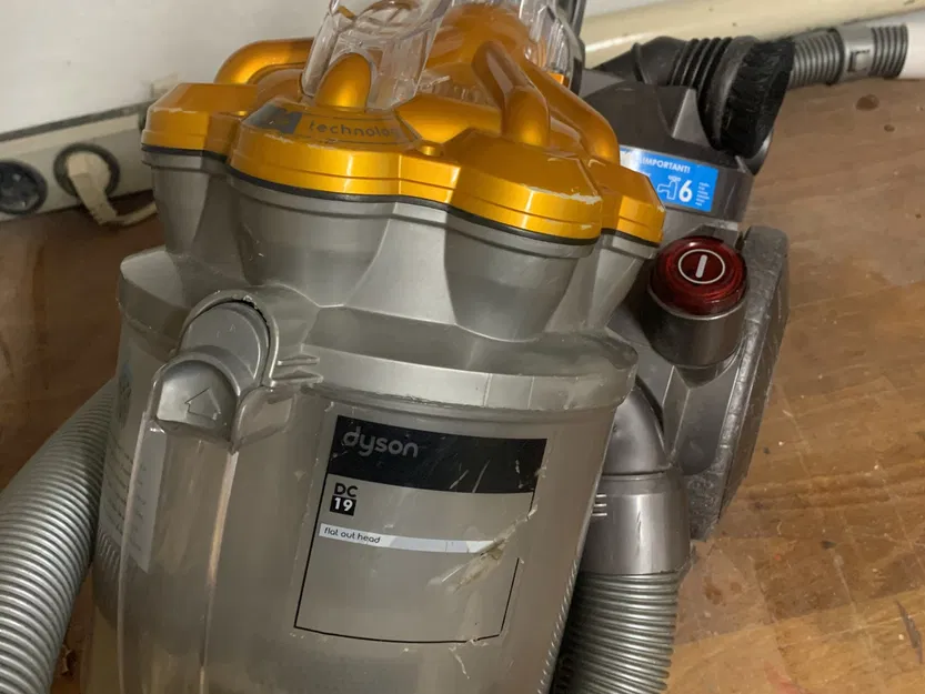 Giá đỡ ống hút cho máy hút bụi Dyson DC19 - Image 3