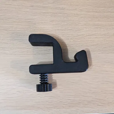 Giá treo tai nghe và dây cáp cho bàn làm việc