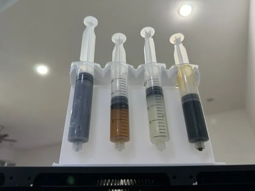 Giá đỡ ống tiêm 20ml đường kính 21mm - Image 1