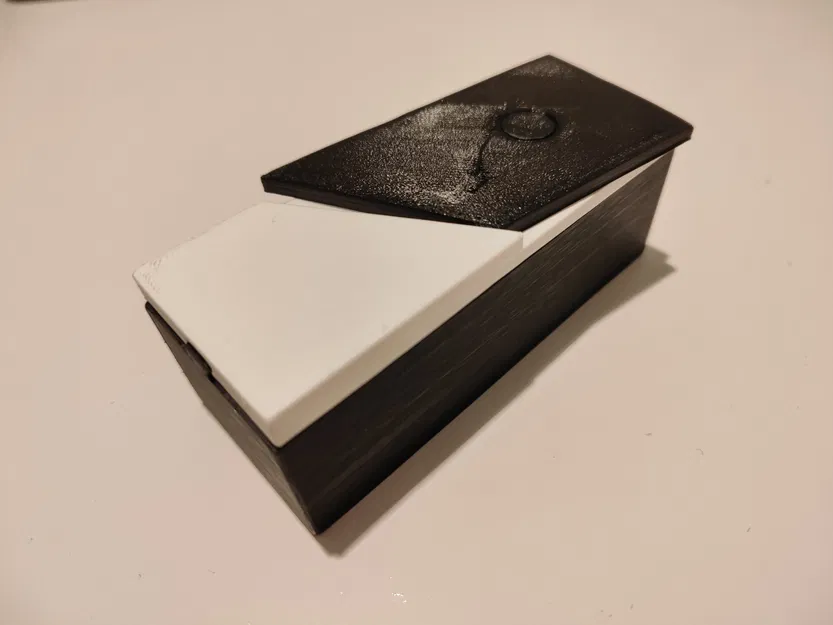 Hộp câu đố Mind-Bender đầy thách thức và sáng tạo - Image 7