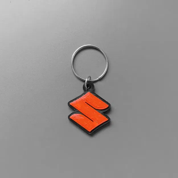 Móc khóa logo Suzuki thiết kế đơn giản và tinh tế - Image 1