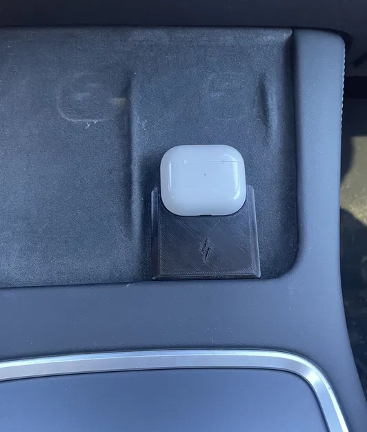 Bộ chuyển đổi sạc không dây AirPods cho Tesla Model Y - Image 1