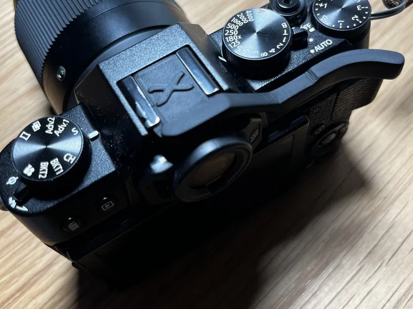 Cán tay cho Fujifilm X-T20 giúp cầm chắc và ổn định hơn - Image 2