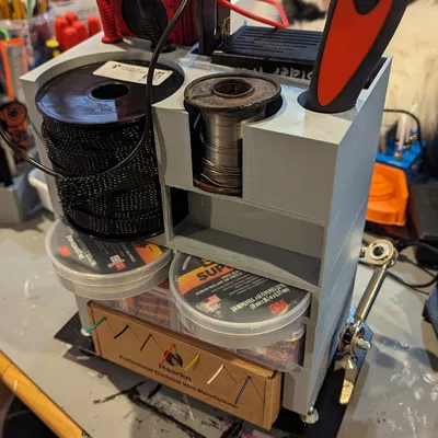 Trạm hàn và công cụ điện cho người đam mê điện tử