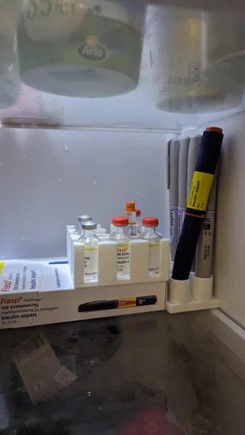 Giá đỡ insulin in 3D an toàn và tiện lợi - Image 2