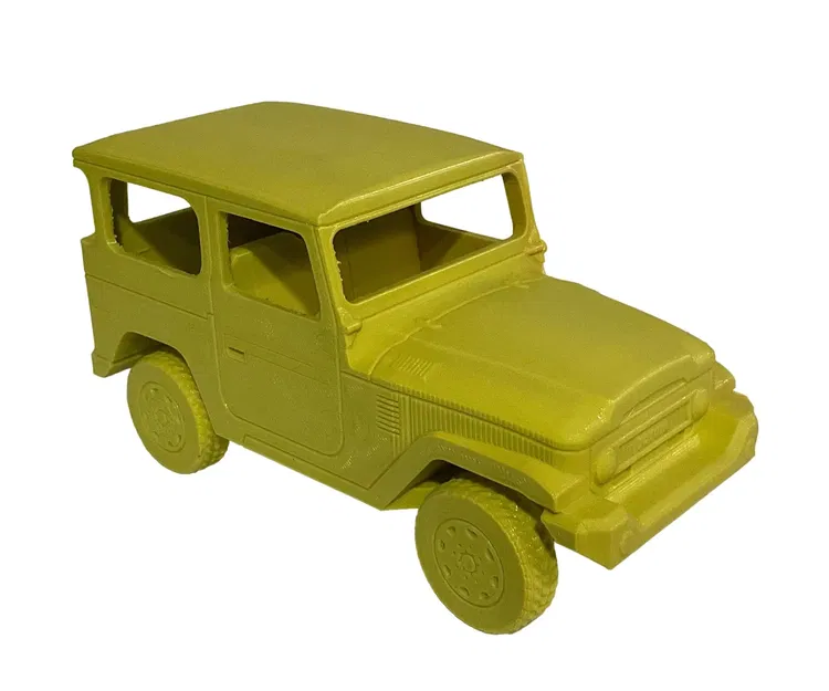 Toyota FJ40 in Place với bánh xe chuyển động - Image 3