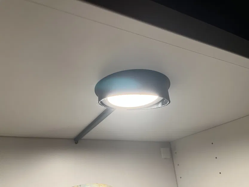 Đui đèn MITTLED của IKEA chống chói khi ngồi sofa - Image 4