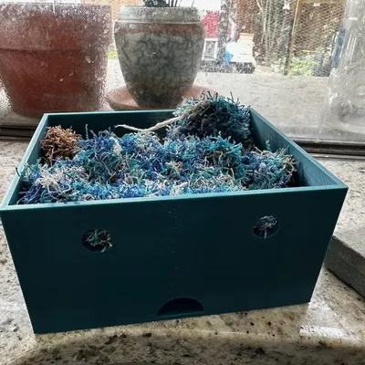 Khay để miếng chùi rửa thoát nước sau khi rửa bát