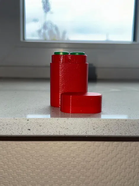 Hộp pin an toàn cho 2 viên pin Lithium-Ion 18650 - Image 2