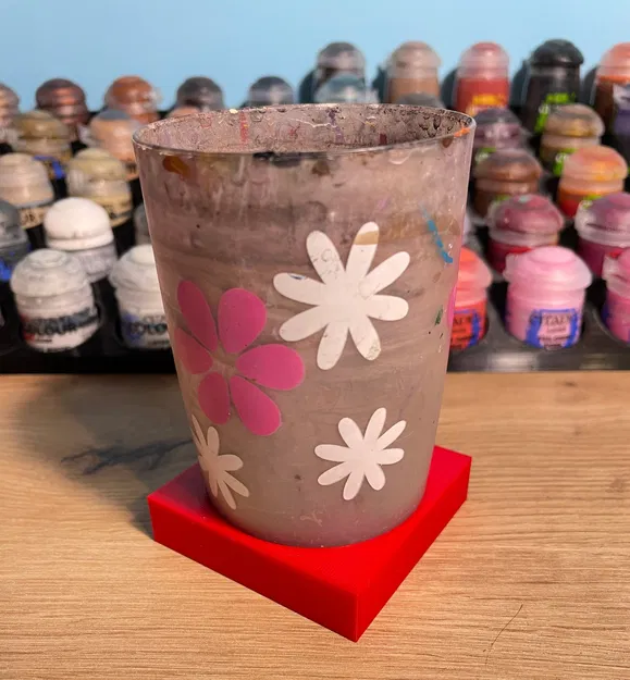 Giá đỡ cốc giúp tránh đổ nước khi vẽ tranh - Image 1