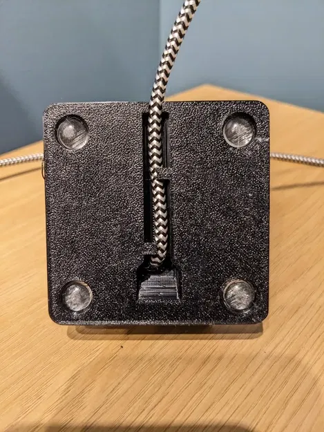 Giá đỡ sạc không dây Livboj với thiết kế ngăn cáp bên trong - Image 3