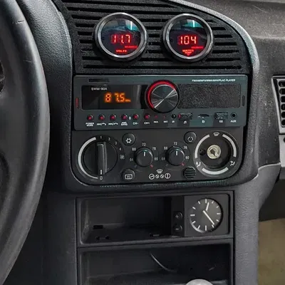 Vent trung tâm thay thế cho BMW e36 với đồng hồ 52mm