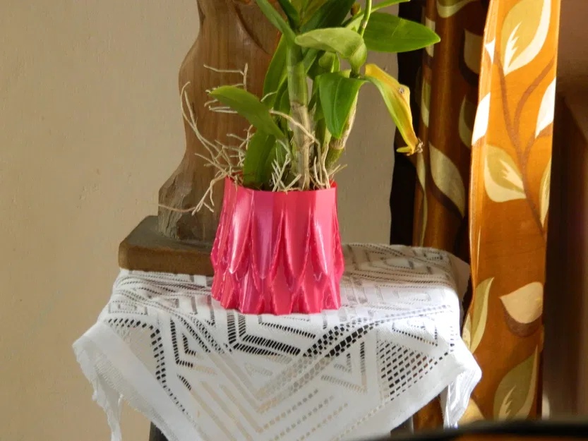 Bình gốm in 3D chế tác từ hình học Lissajous - Image 1