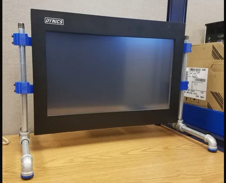 Giá đỡ màn hình cảm ứng công nghiệp tích hợp PC - Image 1