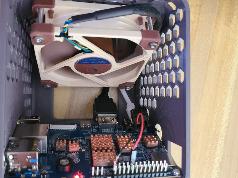 Vỏ máy tính để bàn cho Orange Pi 5 với quạt làm mát 80mm - Image 2