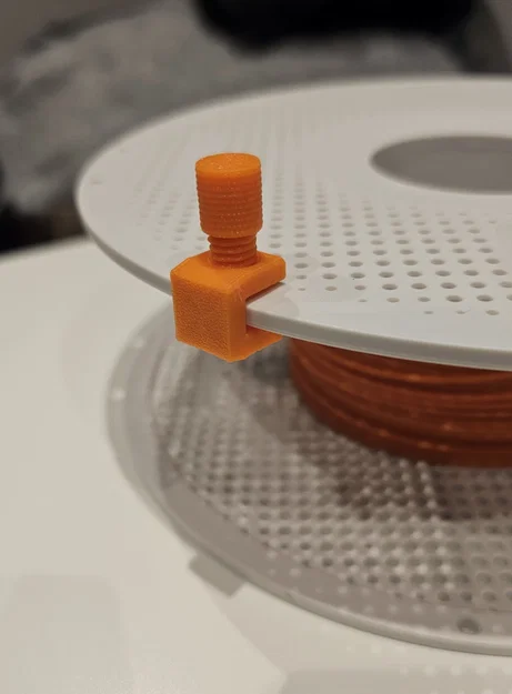 Kẹp filament với bu lông M8 có rãnh - Image 1