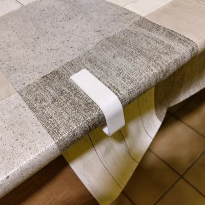 Kẹp giữ khăn trải bàn bền bỉ cho các bữa tiệc ngoài trời