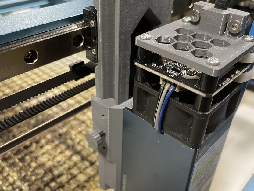 Bộ điều chỉnh tiêu cự Sculpfun S10 - Image 1