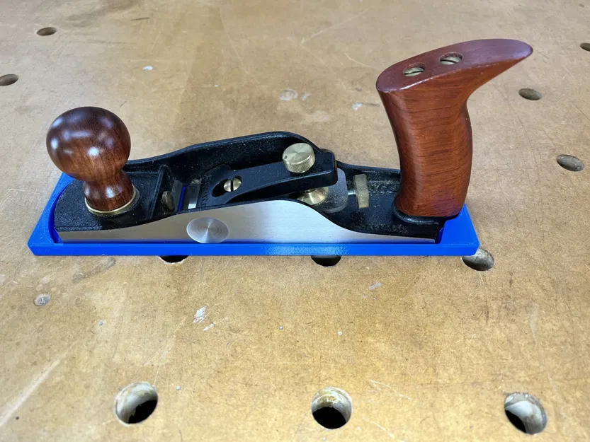 Giá đỡ bảo vệ cho máy phẳng góc thấp Veritas - Image 1