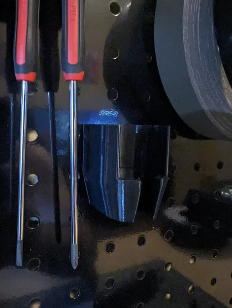 Giá đỡ kẹp cho tua vít Kobalt Dual Drive trên bảng treo - Image 2