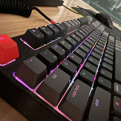 Vỏ bàn phím cơ Cherry MX v3 cho dự án mã nguồn mở