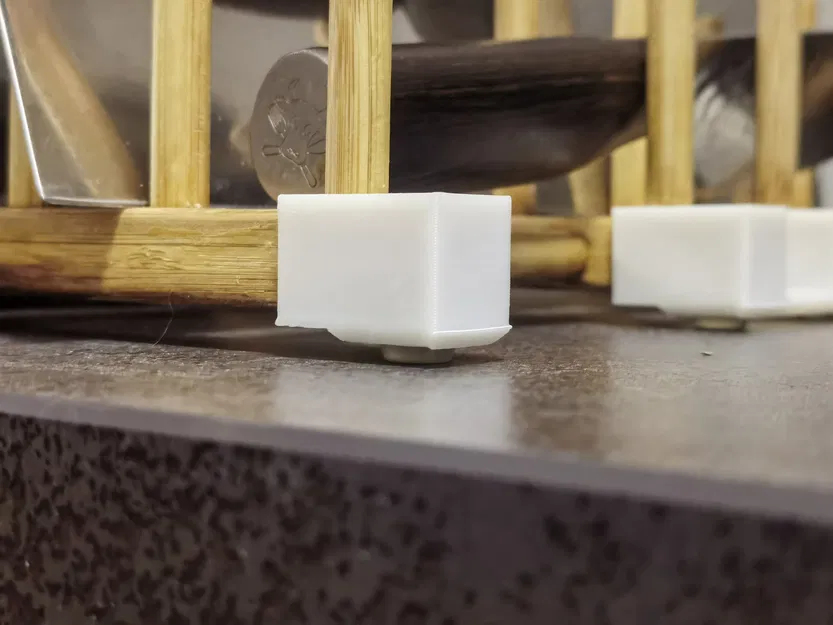 Giá đỡ đĩa OSTBIT IKEA cải tiến với chân cao su - Image 2