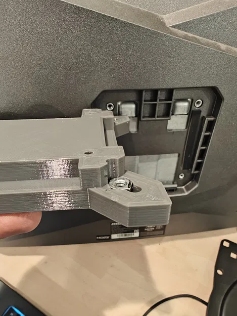 Bảng chuyển đổi VESA 100 cho màn hình MSI Optix MAG24C - Image 4